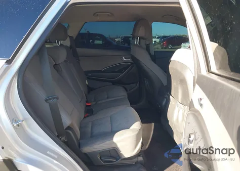 2017 Hyundai Santa Fe Se from USA, damaged, VIN KM8SMDHF4HU174490